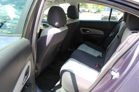 Used 2013 Chevrolet Cruze LS image 24