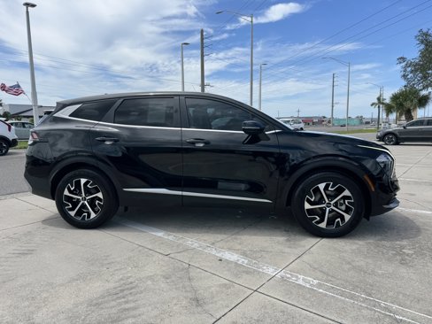 Certified 2023 Kia Sportage EX image 3