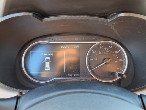 Used 2022 Nissan Versa SV image 19