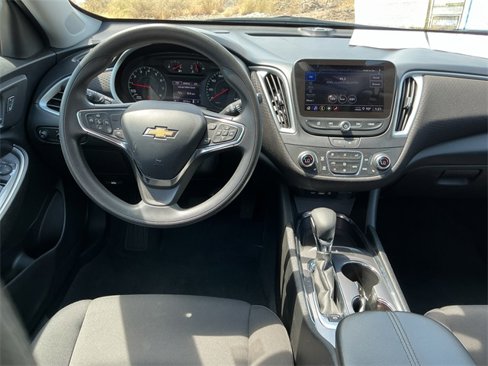 Used 2023 Chevrolet Malibu LT image 19