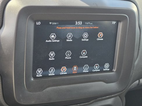 Used 2018 Jeep Renegade Latitude image 20