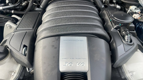 Used 2011 Porsche Panamera 4 image 59