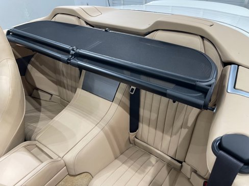 Used 2016 Aston Martin DB9 GT image 18