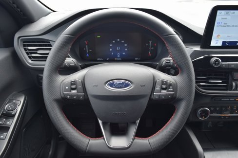 New 2025 Ford Escape ST-Line w/ Equipment Group 301A image 8