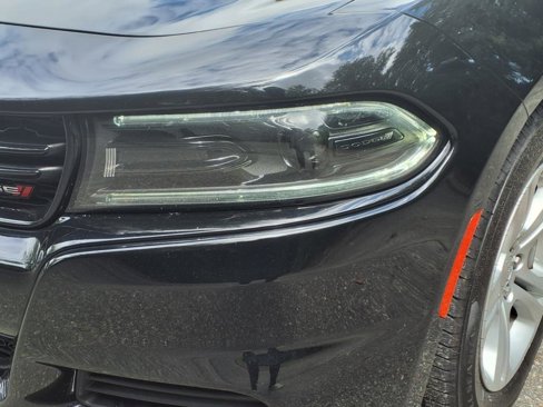 Used 2023 Dodge Charger SXT image 3