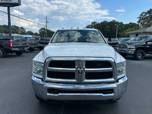 Used 2018 RAM 3500 Tradesman w/ Chrome Appearance Group image 2