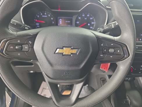 Used 2021 Chevrolet TrailBlazer LS image 25
