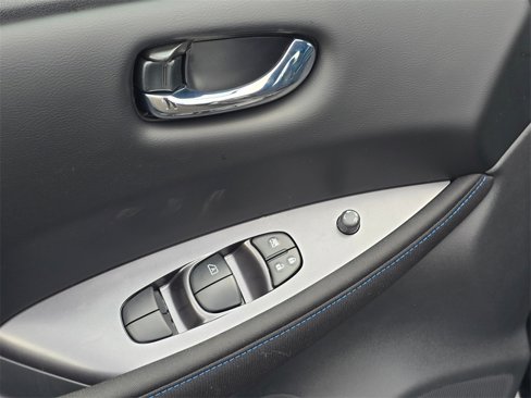 New 2025 Nissan Leaf S image 30