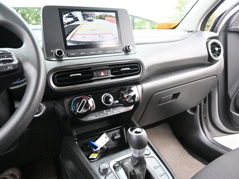Used 2023 Hyundai Kona SEL w/ Cargo Package image 23
