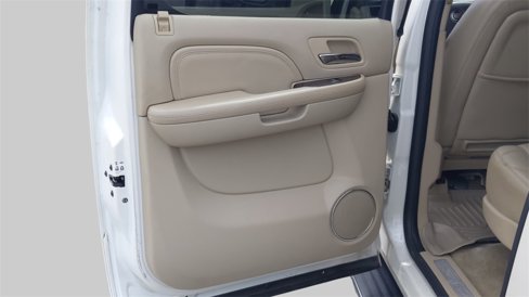 Used 2013 Cadillac Escalade ESV Luxury image 29