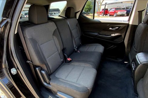 Used 2020 Chevrolet Traverse LS image 16