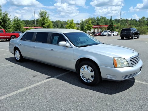 Used 2003 Cadillac De Ville Limousine image 3