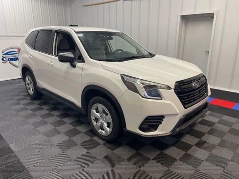 Used 2022 Subaru Forester image 2