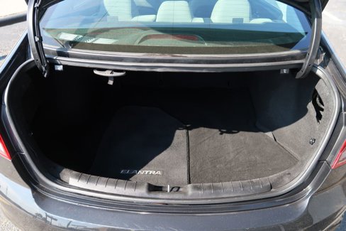 Used 2020 Hyundai Elantra SEL w/ Cargo Package (C1) image 11
