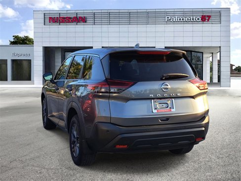 Certified 2021 Nissan Rogue S image 4