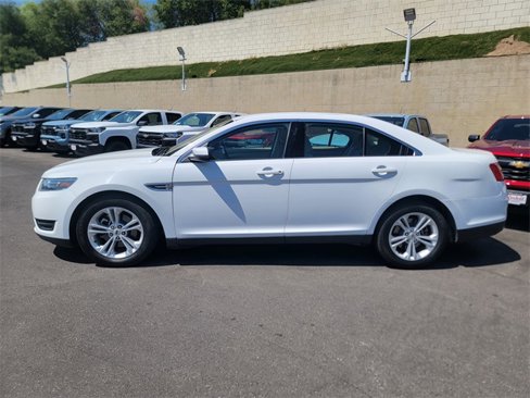 Used 2019 Ford Taurus SEL w/ Equipment Group 201A image 4