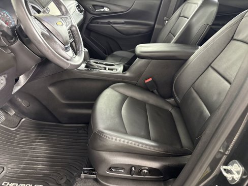 Used 2018 Chevrolet Equinox Premier image 7