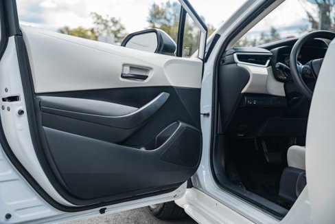 Used 2022 Toyota Corolla LE image 33