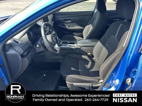Used 2023 Nissan Sentra SV image 9