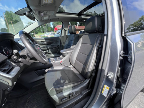 Used 2019 GMC Terrain SLT w/ Preferred Package image 9