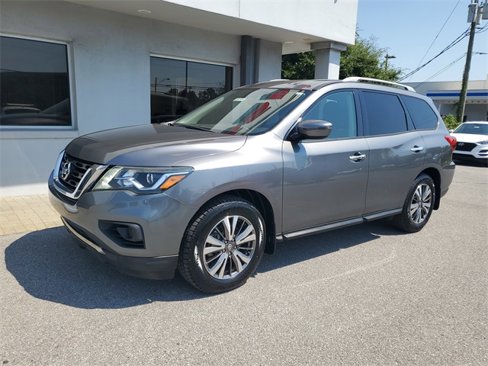 Used 2019 Nissan Pathfinder S image 11