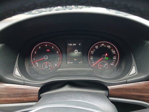 Certified 2020 Volkswagen Passat 2.0T SEL image 16