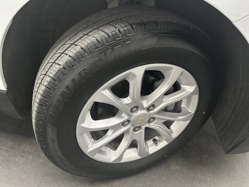 Used 2020 Chevrolet Equinox LS image 10
