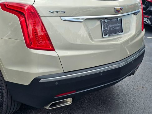 Used 2017 Cadillac XT5 Premium Luxury image 14