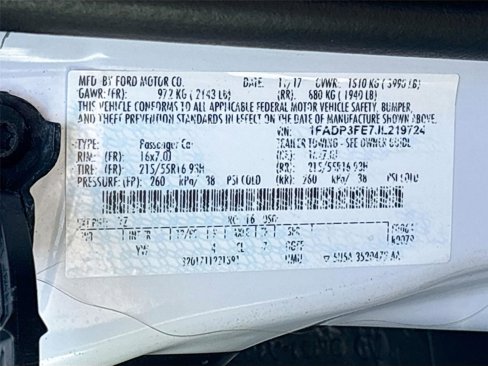 Used 2018 Ford Focus SE w/ SE Appearance Package image 31