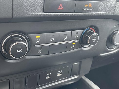 Used 2022 Nissan Frontier SV image 19