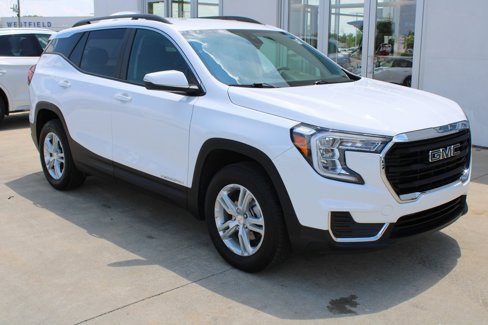 Used 2023 GMC Terrain SLE w/ Driver Convenience Package image 1