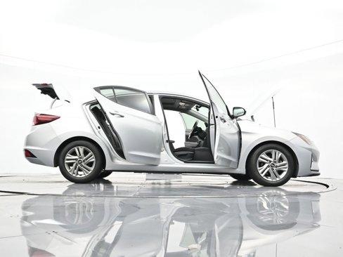Used 2020 Hyundai Elantra Value Edition w/ Cargo Package (C1) image 47
