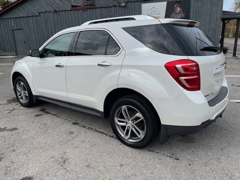 Used 2017 Chevrolet Equinox Premier image 7
