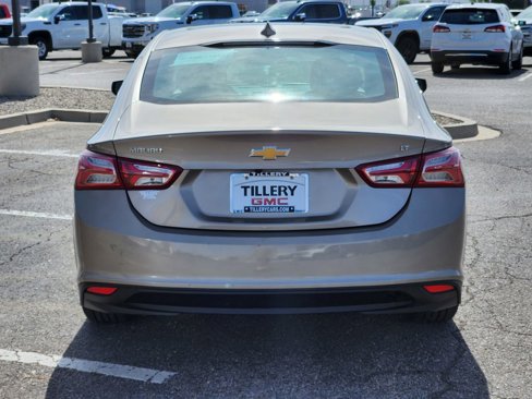 Used 2022 Chevrolet Malibu LT image 8