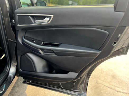 Used 2019 Ford Edge SEL w/ Equipment Group 201A image 45