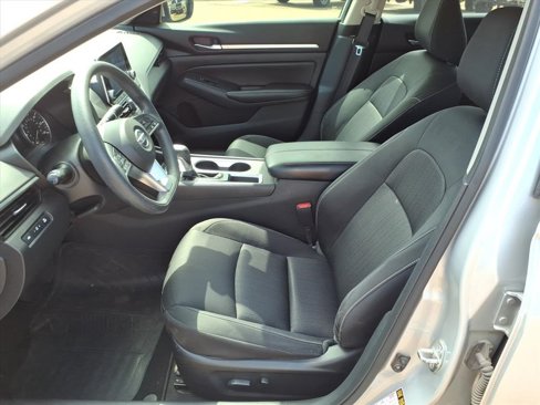 Used 2022 Nissan Altima 2.5 SV image 12