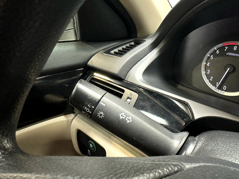 Used 2017 Honda Accord LX image 32