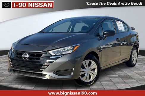 Used 2025 Nissan Versa S w/ Trunk Package image 1