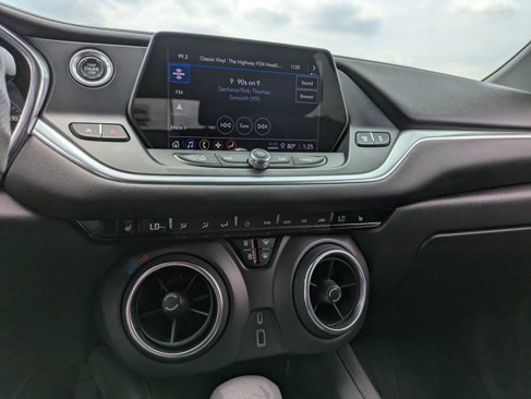 Used 2021 Chevrolet Blazer LT image 24