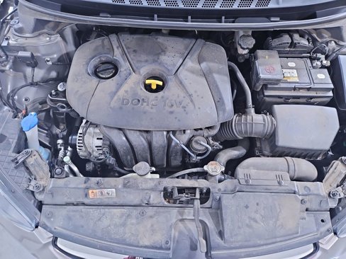 Used 2013 Hyundai Elantra Limited image 21