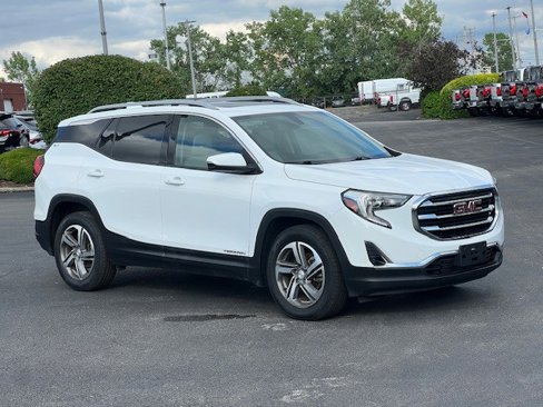 Used 2019 GMC Terrain SLT w/ Preferred Package image 3