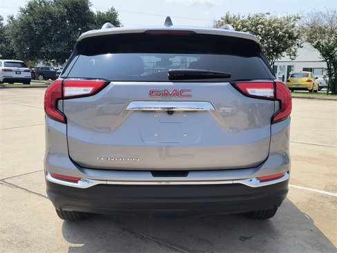 Used 2023 GMC Terrain SLT image 7