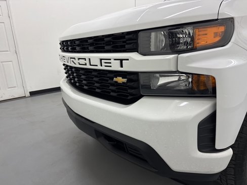 Used 2021 Chevrolet Silverado 1500 Custom w/ Safety Confidence Package image 23