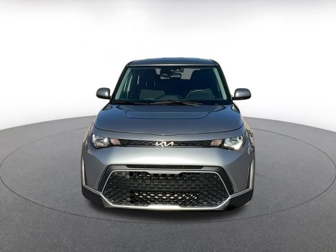 Used 2024 Kia Soul LX w/ LX Technology Package image 3