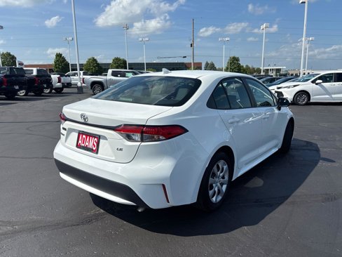 Used 2022 Toyota Corolla LE image 9