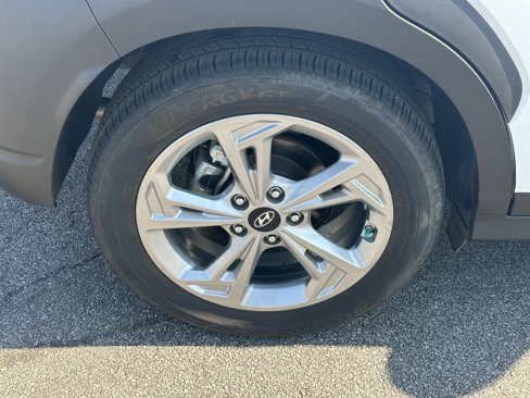 Used 2023 Hyundai Kona SEL w/ Cargo Package image 19