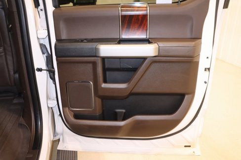 Used 2016 Ford F150 King Ranch w/ Equipment Group 601A Luxury image 18