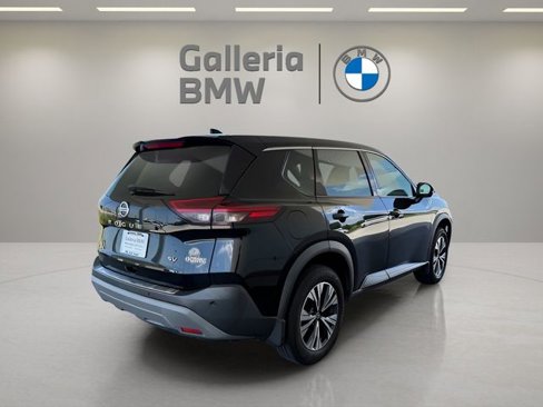 Used 2021 Nissan Rogue SV image 7