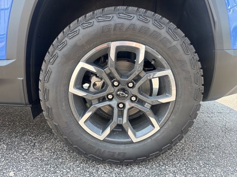 New 2026 Chevrolet Equinox ACTIV w/ Convenience Package III image 11