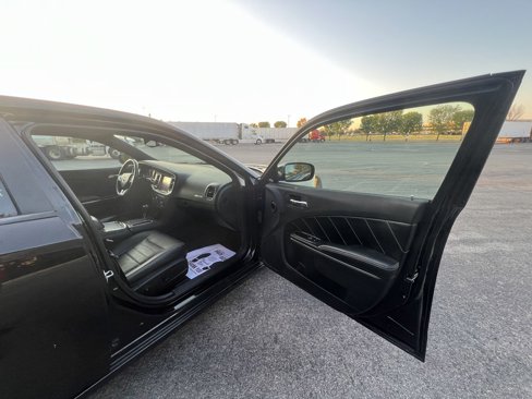 Used 2011 Dodge Charger R/T image 10